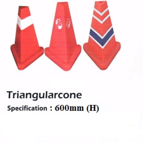 Triangular traffic cone